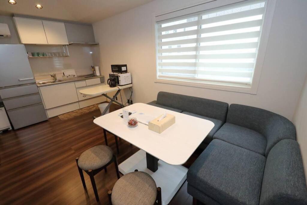 White Crystal Roomb Fukuoka  Luaran gambar