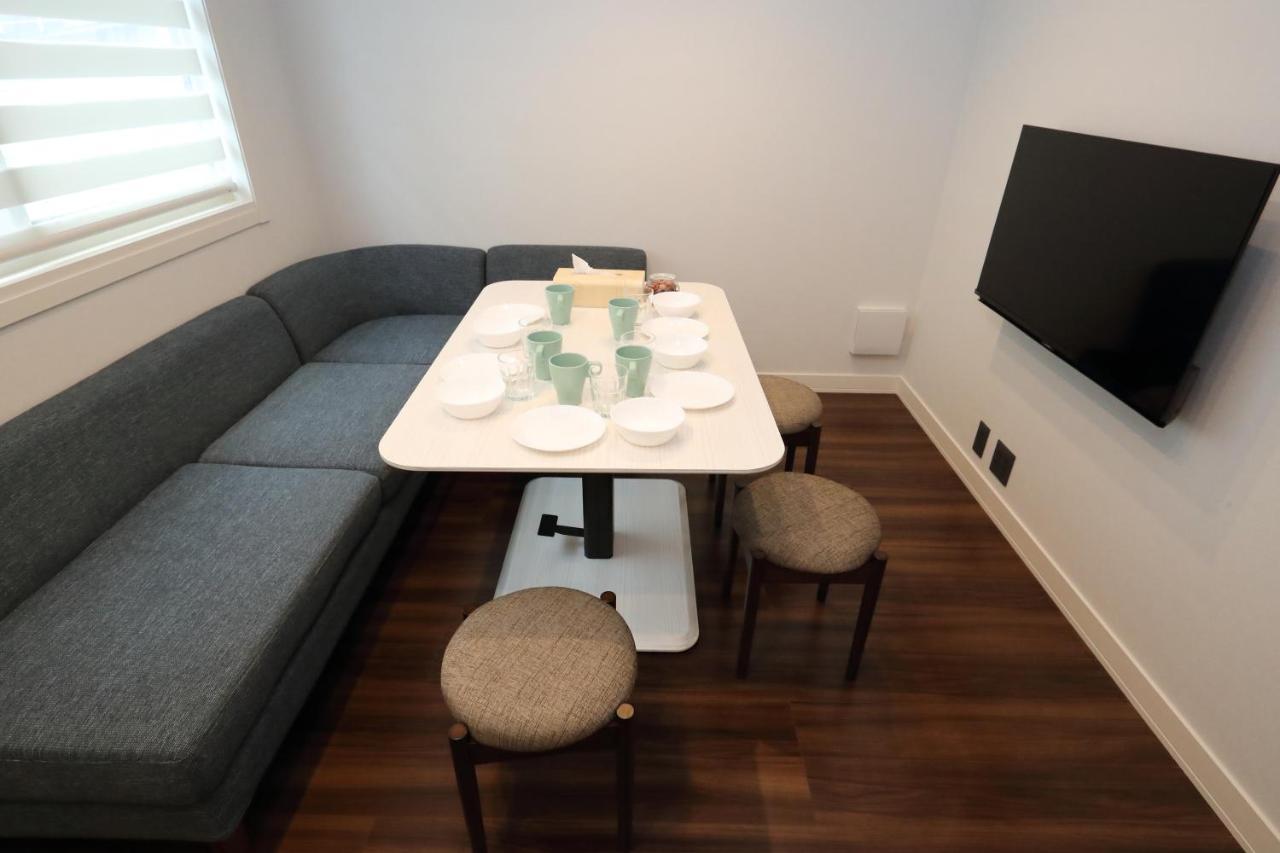 White Crystal Roomb Fukuoka  Luaran gambar